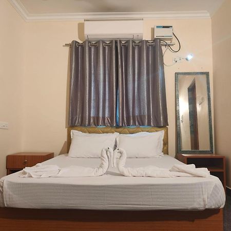 Grand S3 Hotel Puduccseri Kültér fotó